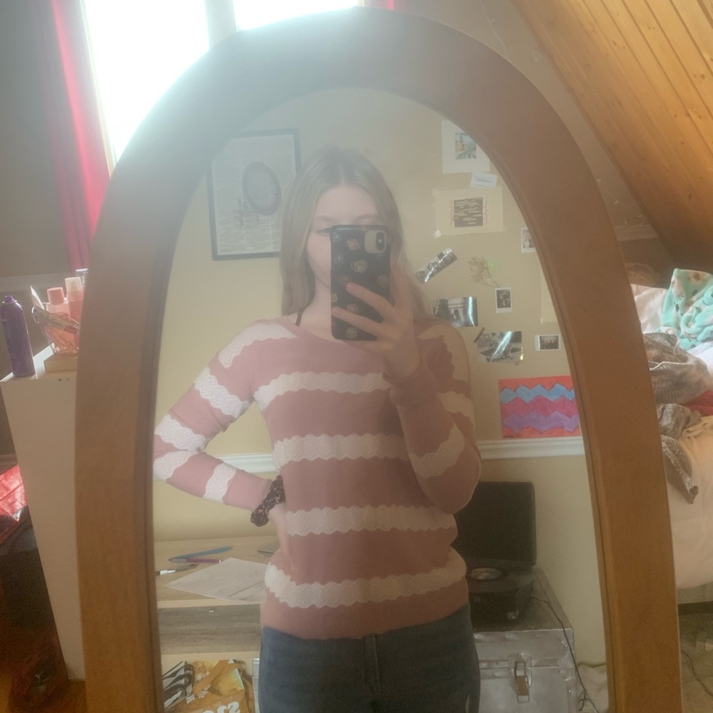 American eagle sweater